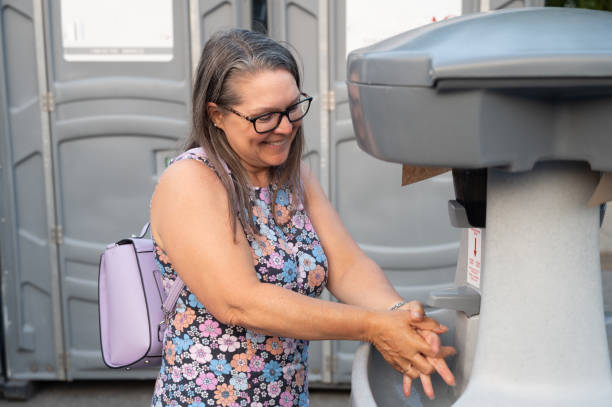 Best Local porta potty services  in Country Club Hls, IL